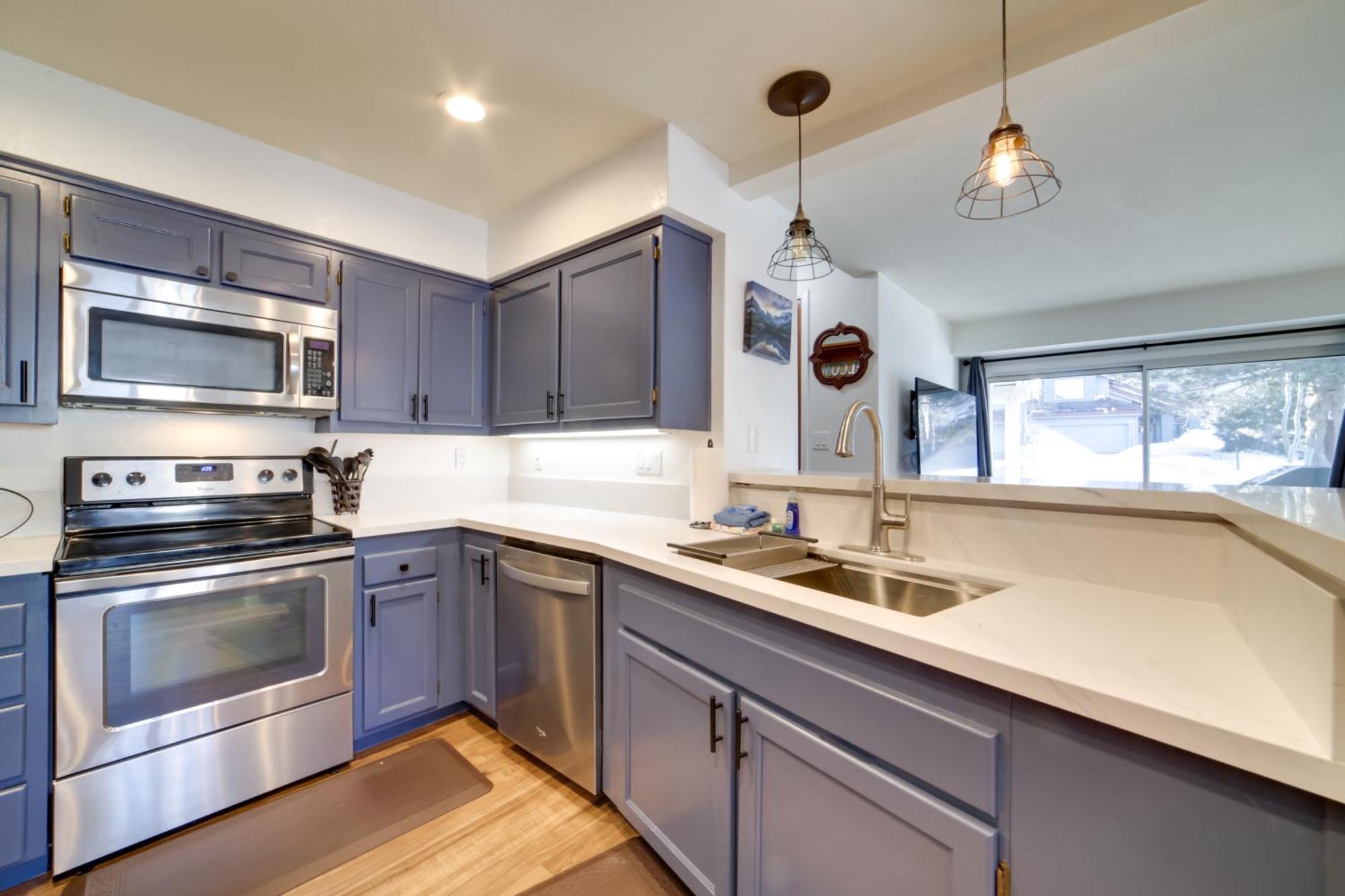 Snowcreek Resort Condo With Deck At Mammoth Mountain Маммот Лейкс Экстерьер фото