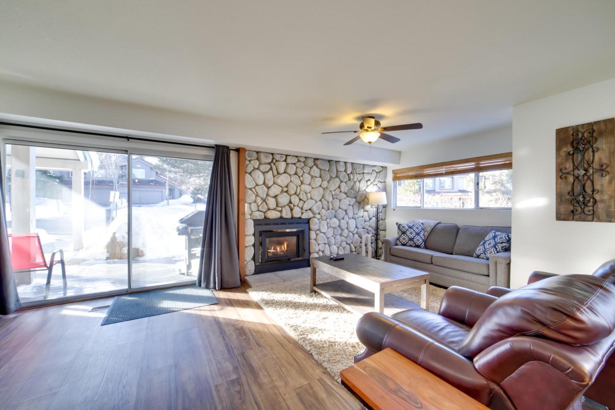 Snowcreek Resort Condo With Deck At Mammoth Mountain Маммот Лейкс Экстерьер фото